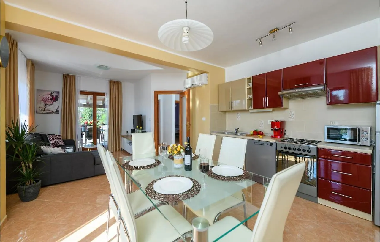 Stunning Home In Dobrani With Wifi Rebici Holiday home