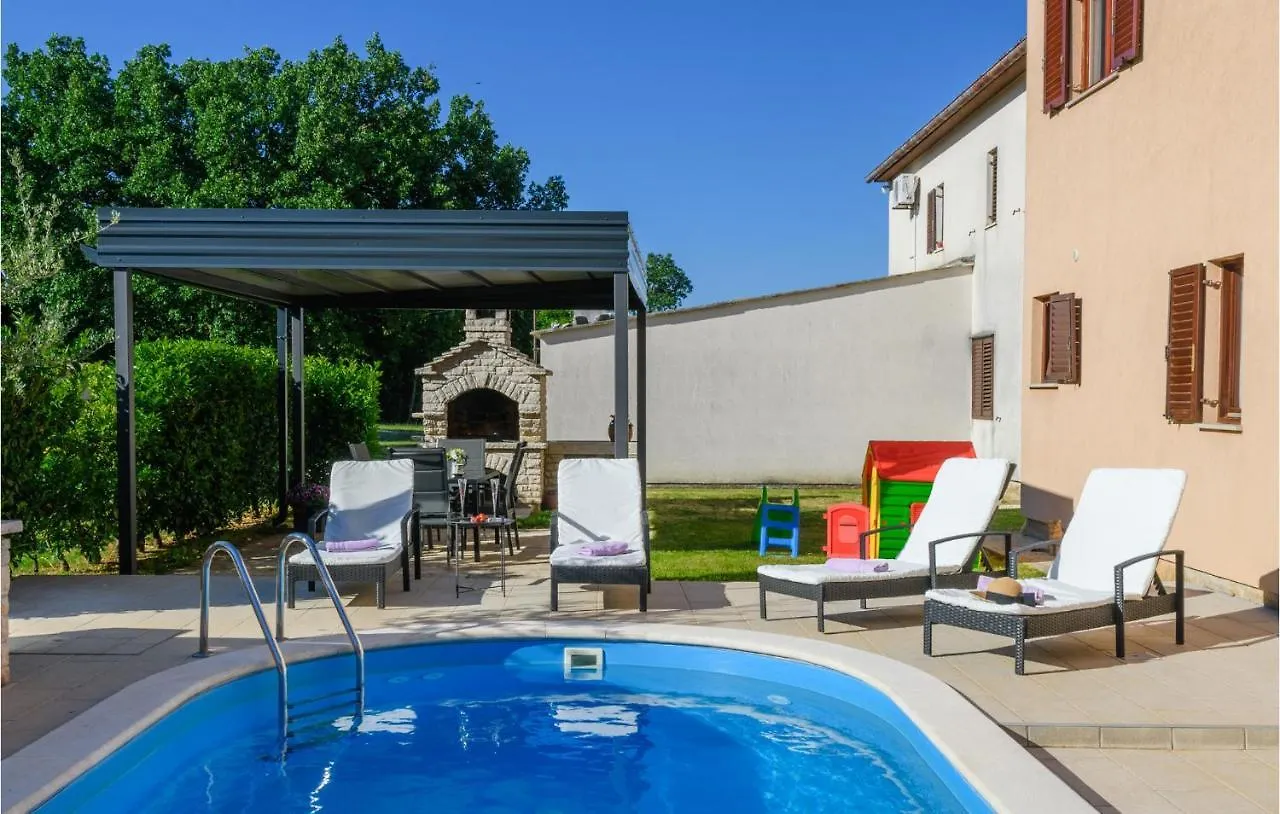 Holiday home Stunning Home In Dobrani With Wifi Rebici
